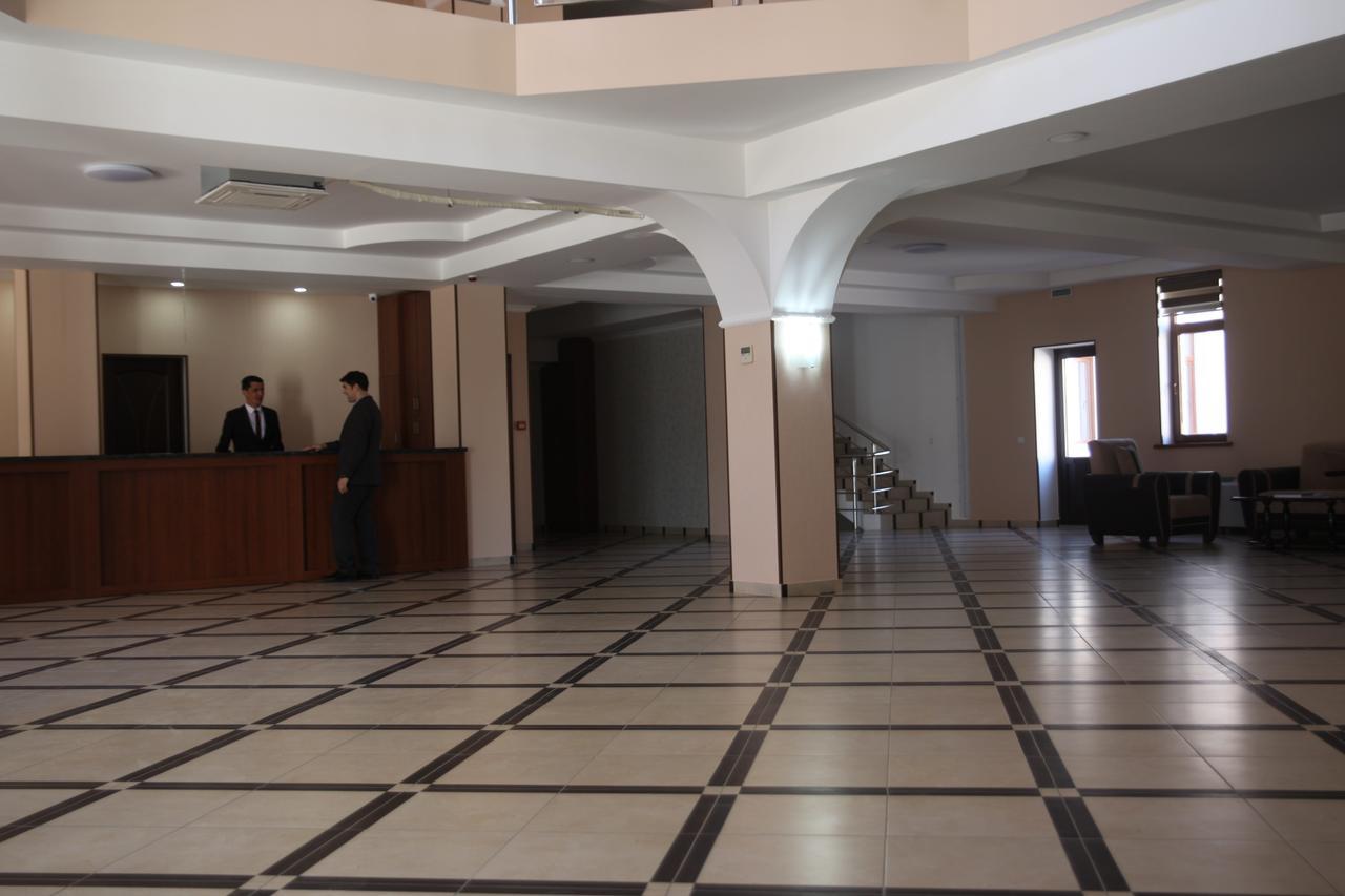 Hotel Khanaka Turkistan Buitenkant foto