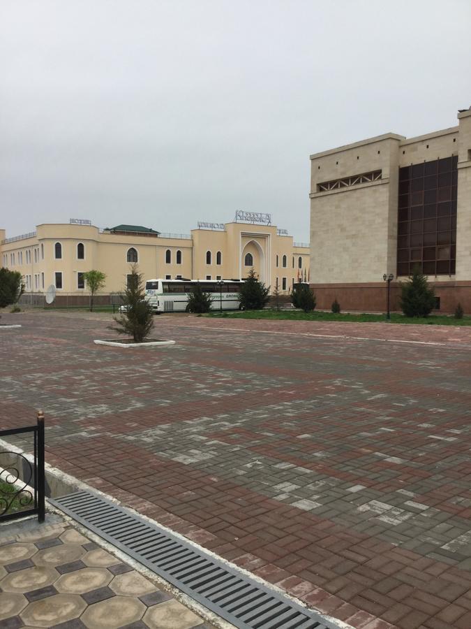 Hotel Khanaka Turkistan Buitenkant foto