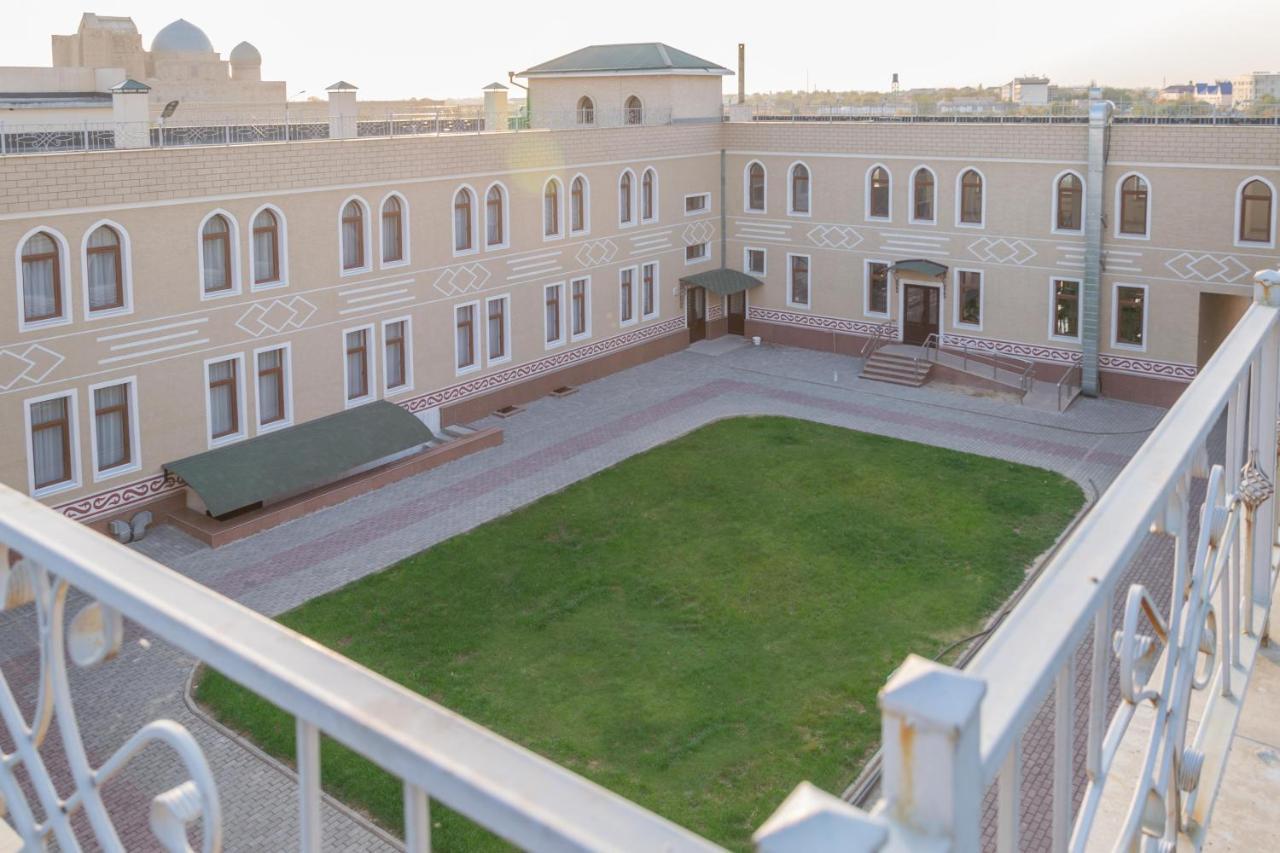 Hotel Khanaka Turkistan Buitenkant foto